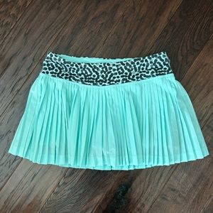 Lululemon size 6 tennis skirt